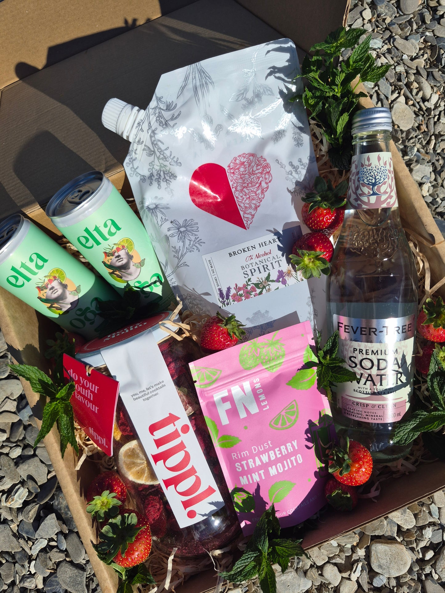 The Berry Mojito Cocktail Kit